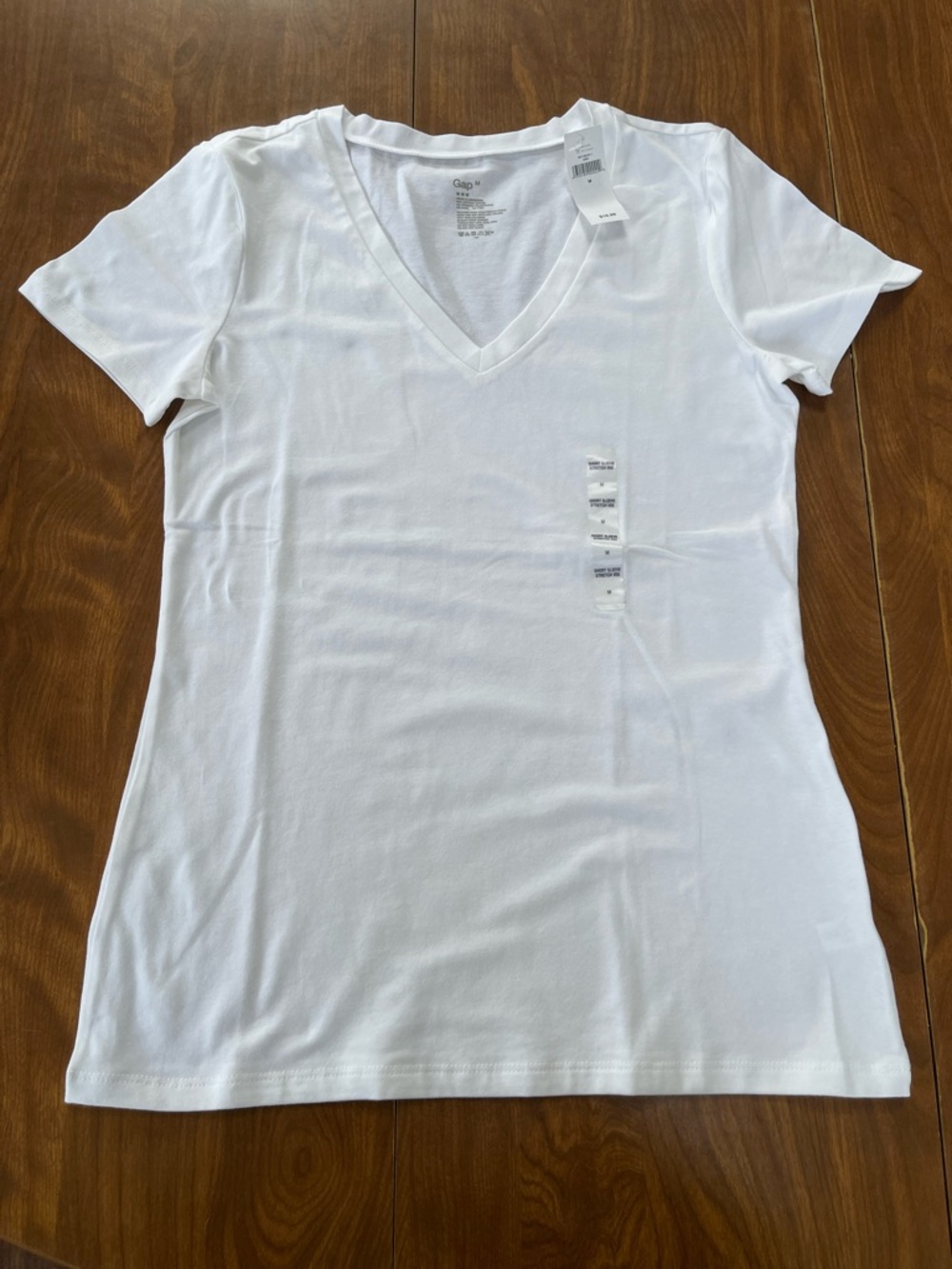 GAP Tees and Camisoles Bundle - Picture 5 of 10